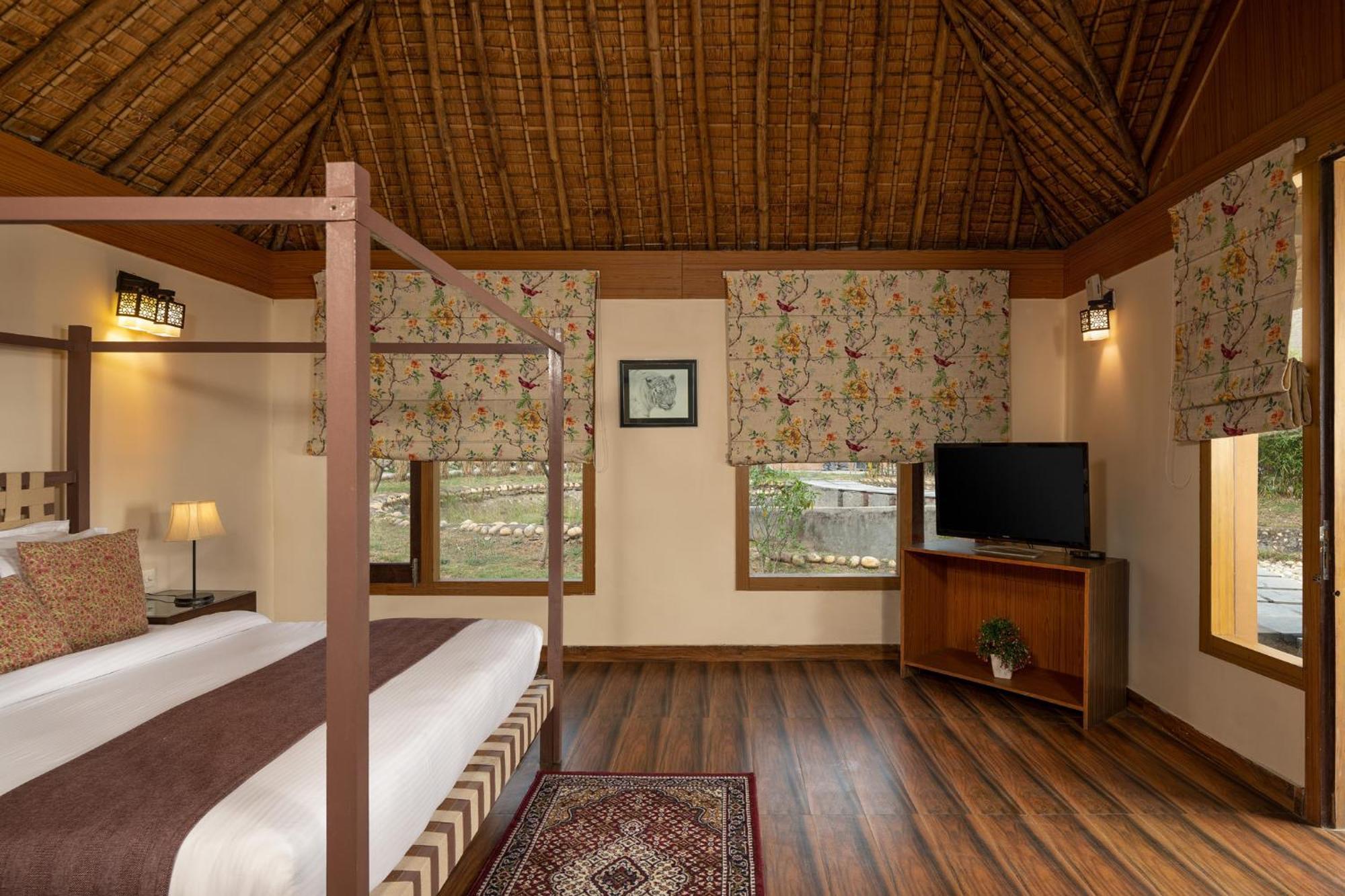 Gaj Resort, A Member Of Radisson Individuals Retreats Binewāl المظهر الخارجي الصورة
