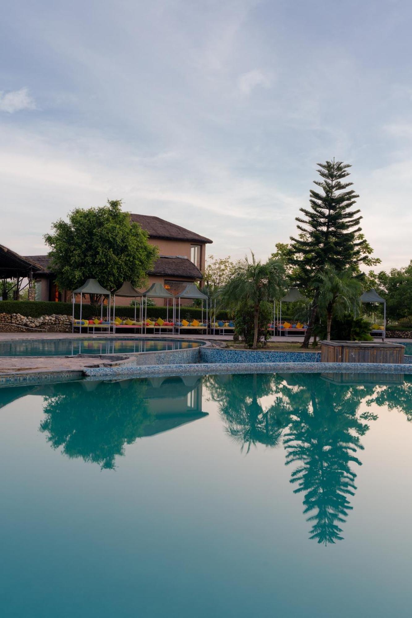 Gaj Resort, A Member Of Radisson Individuals Retreats Binewāl المظهر الخارجي الصورة