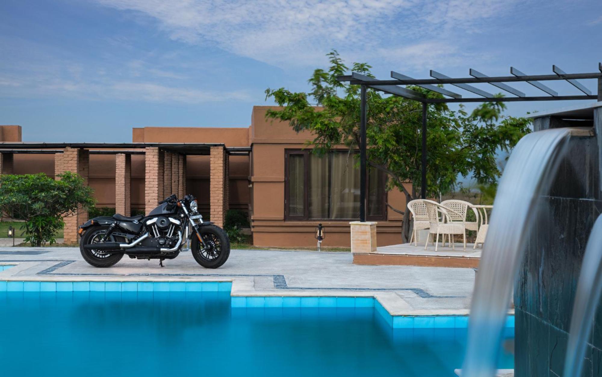 Gaj Resort, A Member Of Radisson Individuals Retreats Binewāl المظهر الخارجي الصورة